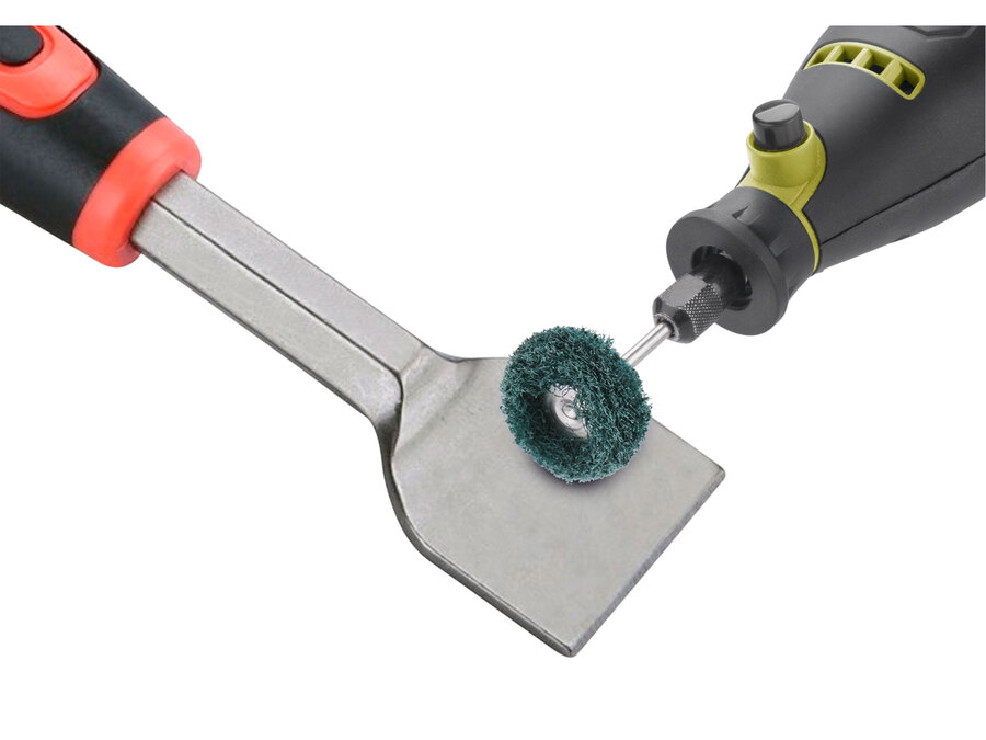 Mini köszörű és fúrógép klt., 135W