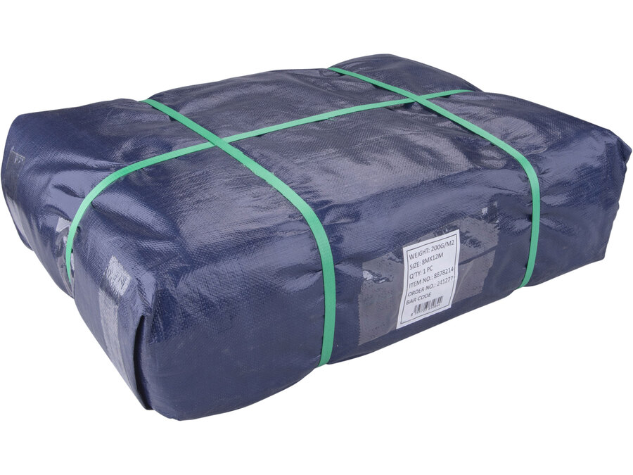 Takaróponyva, vízálló, de nem UV álló; 200g/nm, 8×12m névleges méret, valós méret: 7,85×11,80m, PE, lefűző lyukakkal