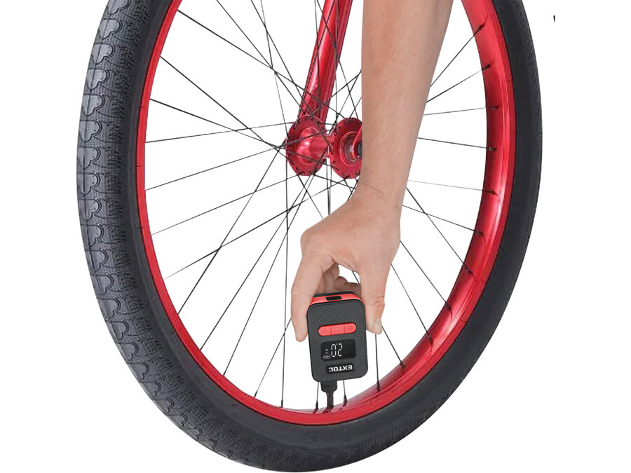 Akkus légkompresszor 8V, 500 mAh Li-ion akku, max. 10,3 Bar